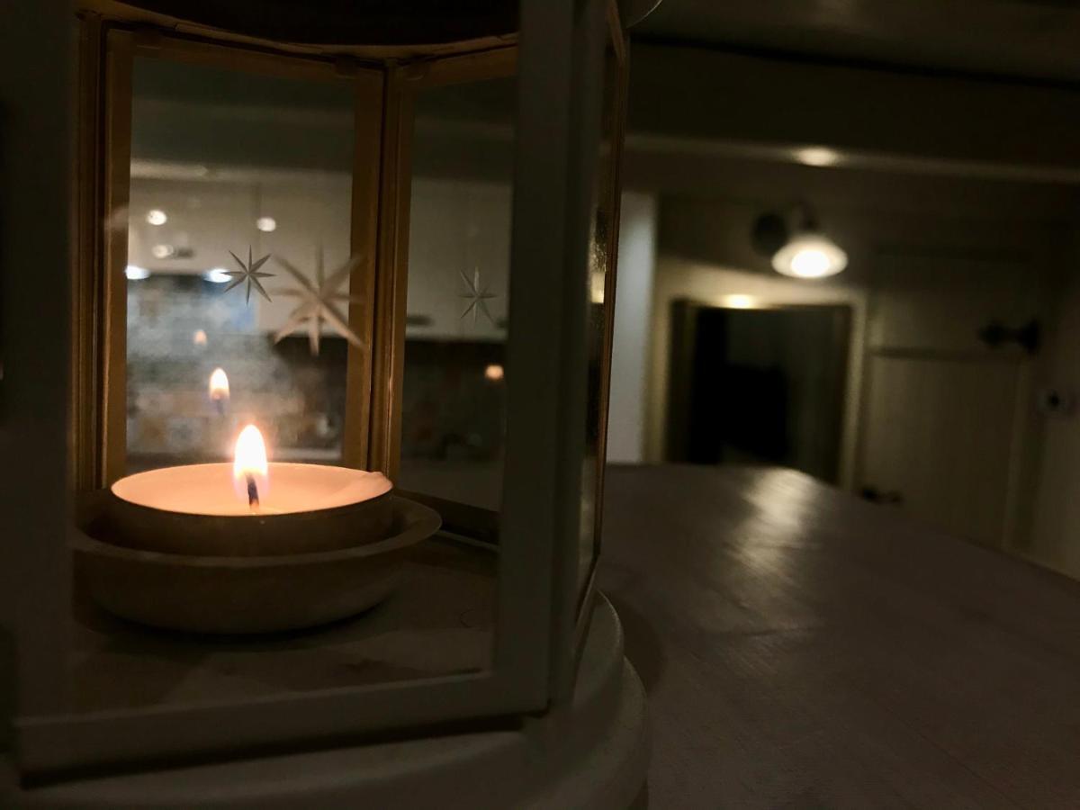 Villa Pod Orzechem W Zaniemyslu Eksteriør billede